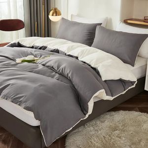 Duvet Bicolor Gris Oscuro / Crema